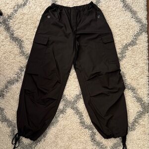 SHEIN Black Cargo Pants with Pockets Size Small
